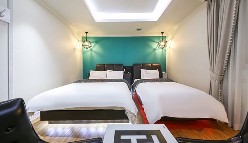 Room (Royal Twin (Netflix Disney TVING Watc)