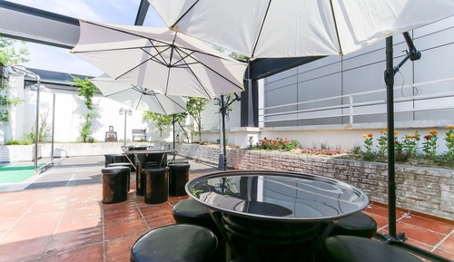 Room (Vacation Room 3 (Netflix available))