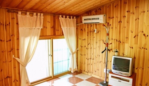 Room (Geumju No 1 (Ondol))