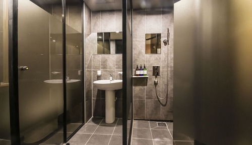 Room (Standard Room A)