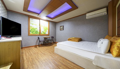 Room (Special Room (Parking Inquiry))