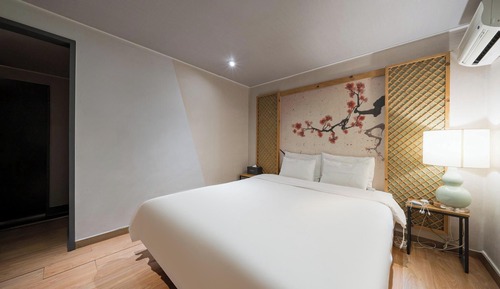 Room (Standard room)