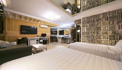 Room (VVIP-Twin (Netflix available/Spa/Bide)