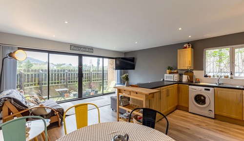 Apartamento, baño privado, vistas a la montaña