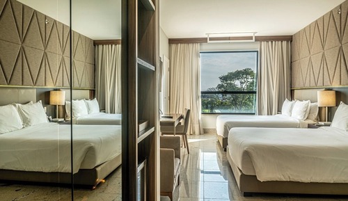 Habitación Deluxe con 1 cama doble o 2 individuales, 1 habitación, vistas a la piscina