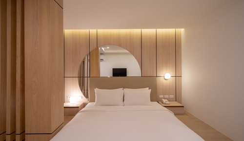 Studio Double Room - No Window