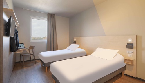 Habitación familiar, varias camas