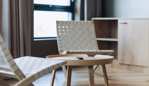 Habitación superior, 1 cama de matrimonio grande, vistas parciales al mar