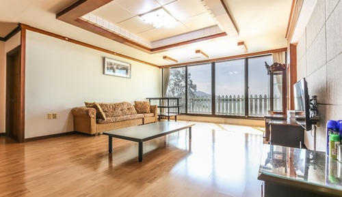 Room (Pension Room (198 Bed / Ondol))