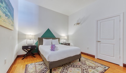 Ático, 2 habitaciones, vistas a la ciudad