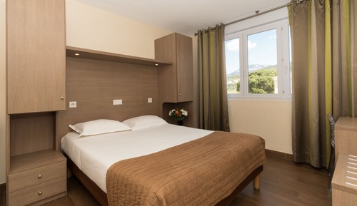 Double Room Pool View