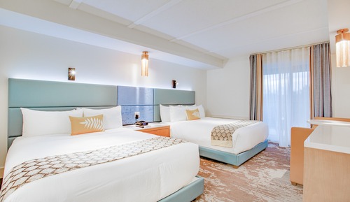 Deluxe Room, 2 Beds, Full Water View