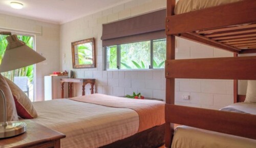 Habitación familiar, vistas al jardín