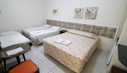 Habitación cuádruple estándar