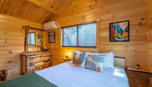 Cabaña familiar (ADA Accessible)