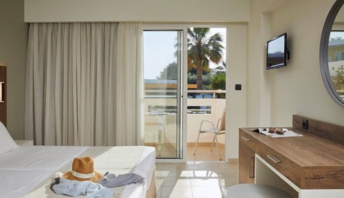 Habitación doble, vistas a la montaña