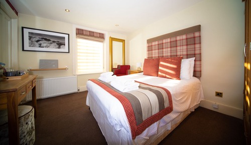 Habitación doble, baño privado