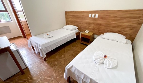 Habitación con 2 camas individuales