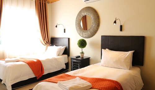 Habitación estándar con 2 camas individuales