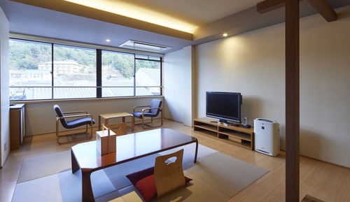 Habitación doble superior, no fumadores, vistas a la montaña (Superior Doublebed Room mountain-view)