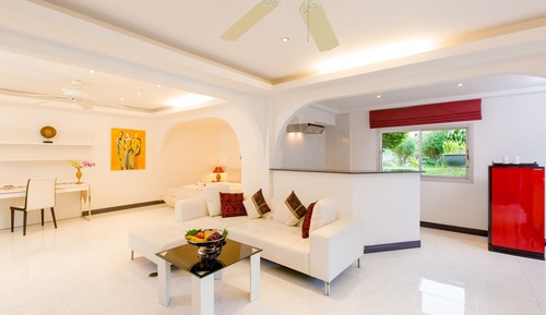 Suite, acceso a la piscina