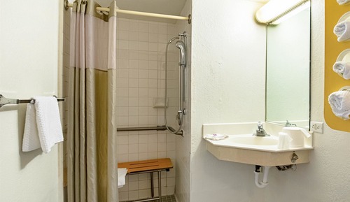 Habitación estándar, 2 camas dobles, no fumadores