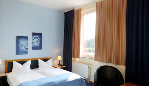 Habitación doble, en la zona del patio