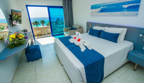 Habitación Deluxe con 1 cama doble o 2 individuales, vistas al mar