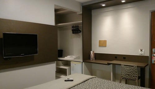 Quarto Duplo com Cama King-size