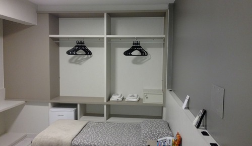 Habitación estándar con 1 cama doble o 2 individuales