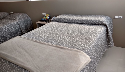   Standard Quintuple Room 1 c 3 s