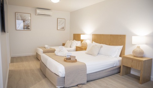 Habitación con 2 camas individuales