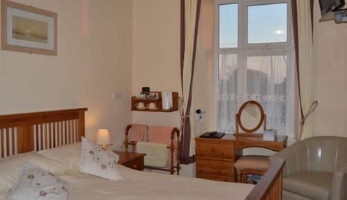 Habitación doble, baño privado