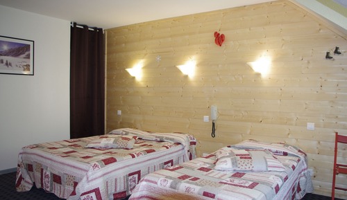 Chambre Triple, Esprit Chalet, coté montagne