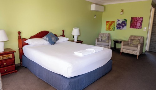 Suite, 1 cama de matrimonio, bañera de hidromasaje