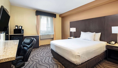 Habitación, 2 camas de matrimonio, no fumadores (Next to Lobby)