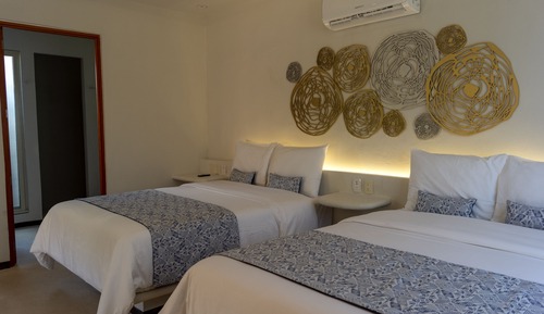 Habitación estándar doble, 2 camas dobles