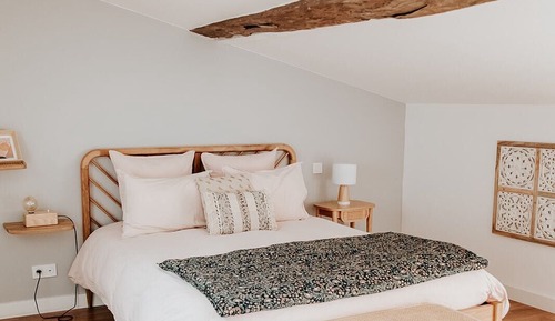 Suite, baño privado, vistas al viñedo (La Douce)