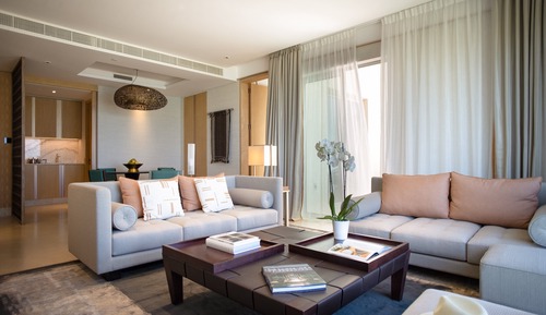 Family One Bedroom Suite with Premium Lounge Access