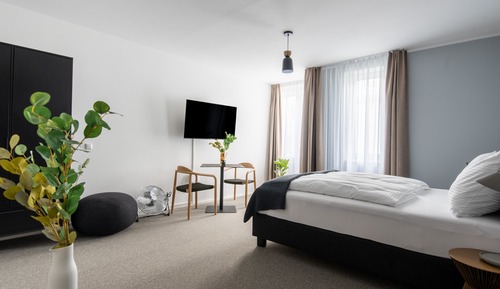 Suite XL with seating area