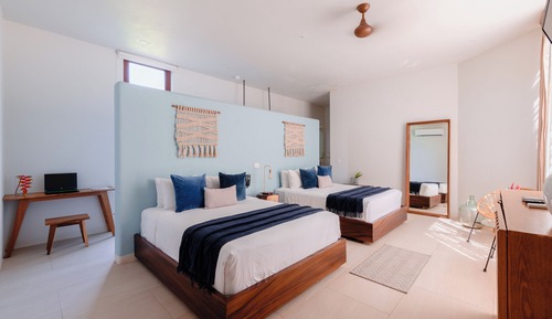 Habitación Deluxe doble, 2 camas de matrimonio, baño privado