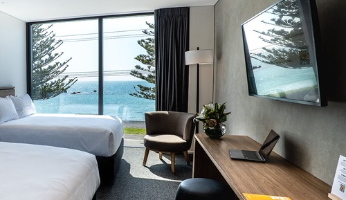 Habitación con 2 camas individuales, vistas al mar