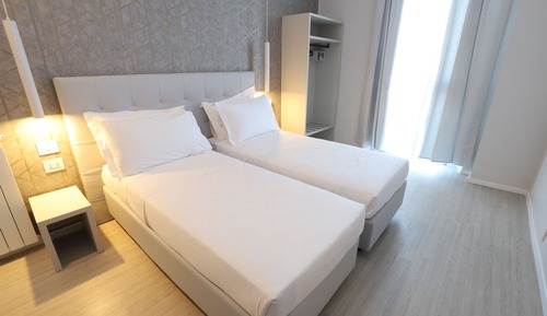 Habitación con 2 camas individuales