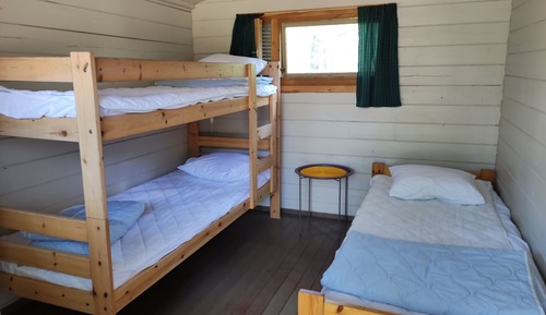 Cabaña económica, baño compartido