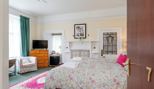 Habitación superior con 2 camas individuales (Superior)