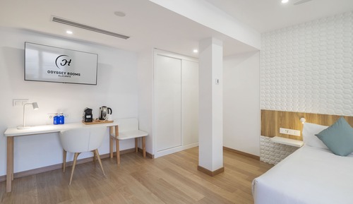 Habitación cuádruple familiar, acceso a la piscina