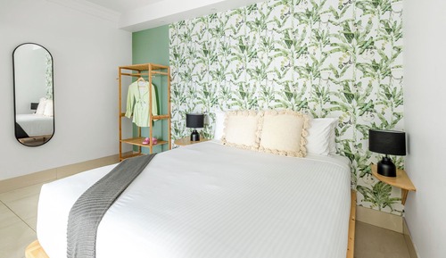 Habitación, 1 cama de matrimonio, vistas al jardín (Island Breeze)