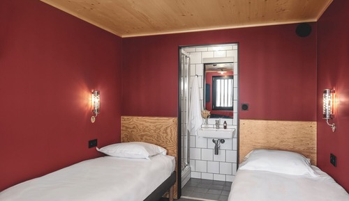 Habitación clásica con 2 camas individuales