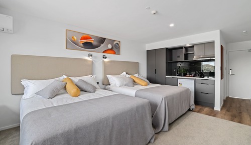 Habitación Deluxe con 1 cama doble o 2 individuales, vistas a la montaña