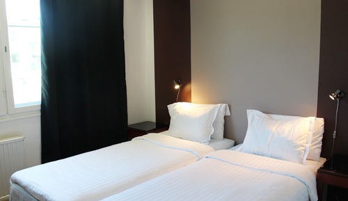 Habitación con 2 camas individuales, 2 camas individuales, vistas al jardín